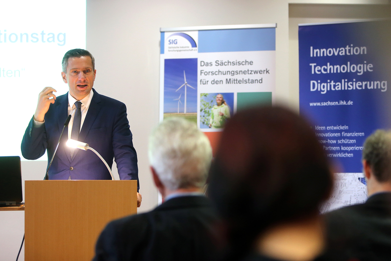 Martin Dulig, Sächsischer Minister für Wirtschaft, Arbeit und Verkehr eröffnet den Innovationstag